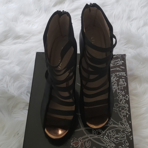 Boot/heels - Picture 2 of 6